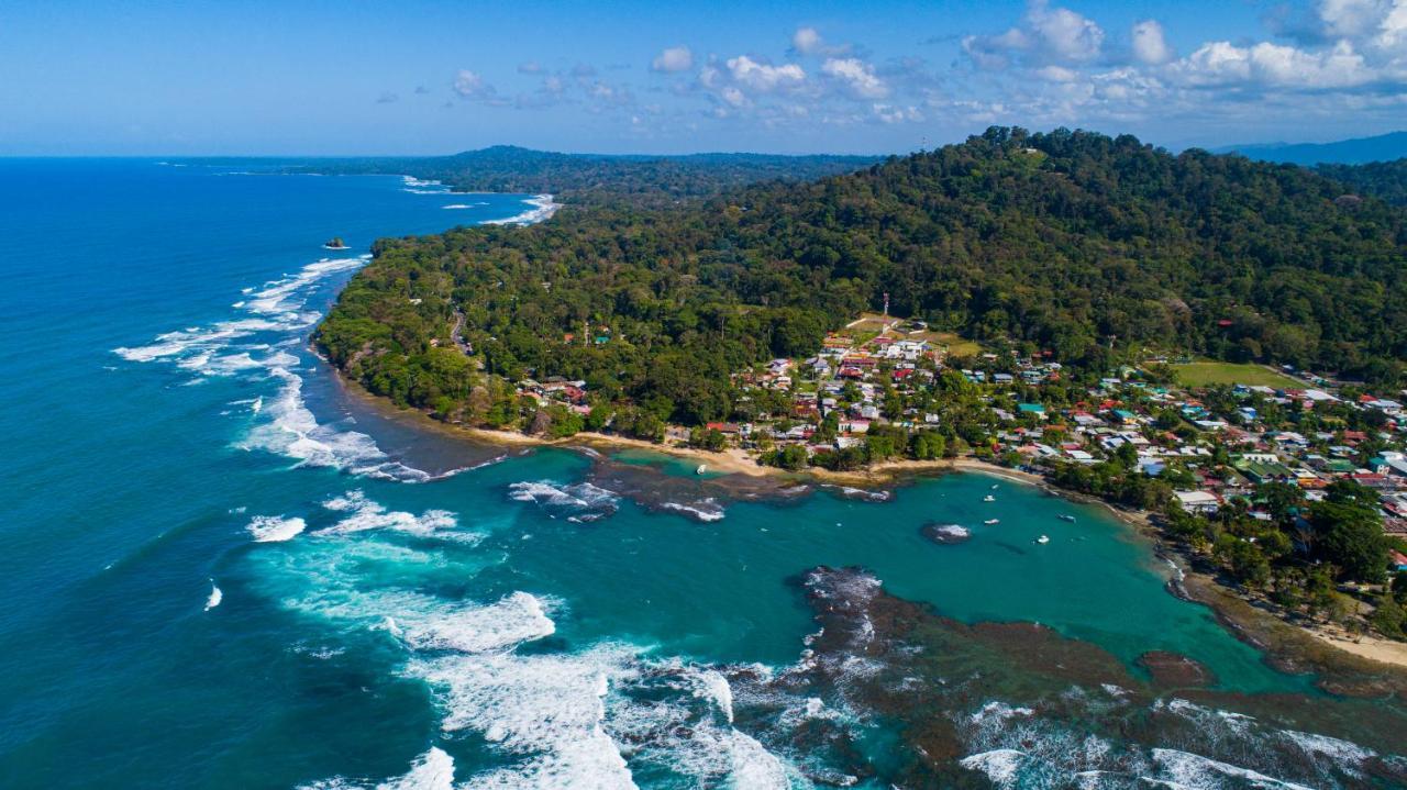 Gigi Brown Villa Paparazzi Beachfront Puerto Viejo de Talamanca Экстерьер фото